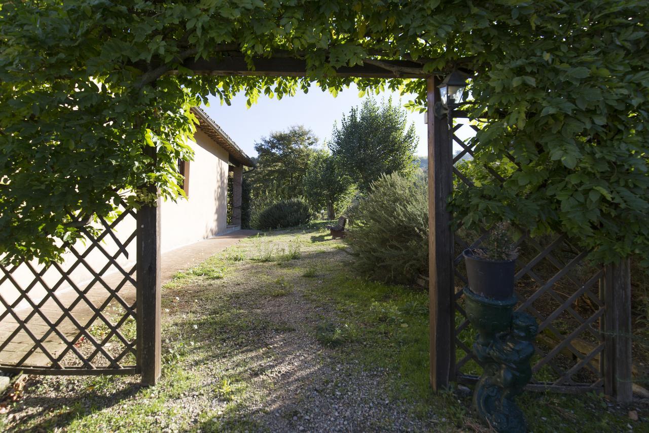 Вилла Podere Le Corone Monte Castello di Vibio Экстерьер фото